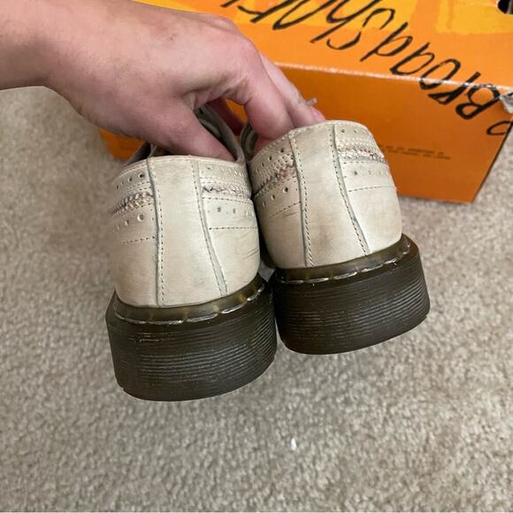 Dr. Martens Goldilocks 3989 Brogue Ercu Leather Shoes - Picture 6 of 8